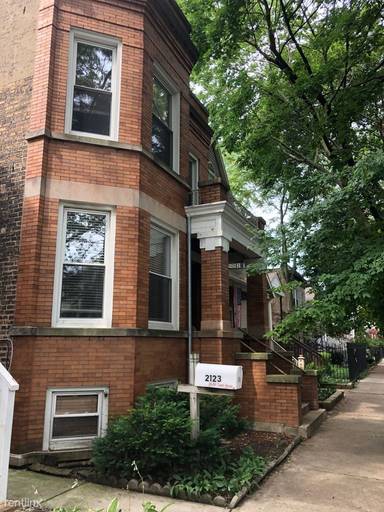 Main picture of 2123 W Warner Ave