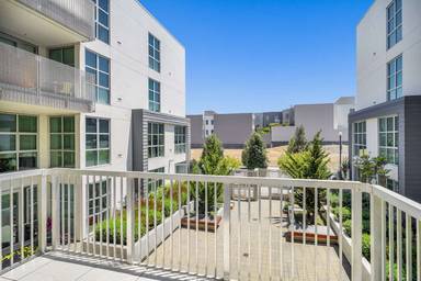 Main picture of 451 Donahue St.
