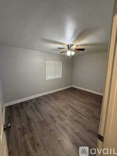 Main picture of 2517 W Fremont Dr