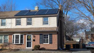 Main picture of 305 Village Rd