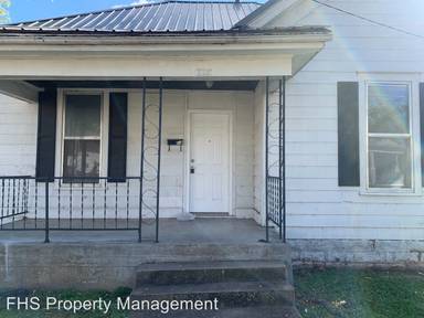 Main picture of 214 W Madison St