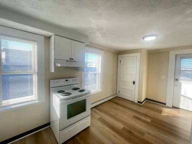 Main picture of 214 Kelley St