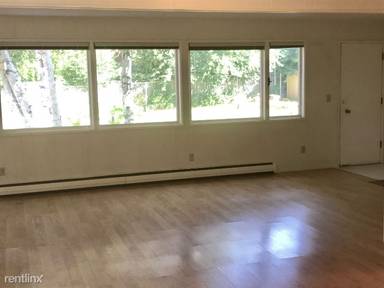 Main picture of 1601 W 15th Ave