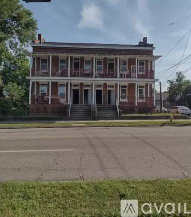 Main picture of 1642 Broad St