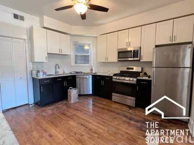 Main picture of 3307 W Crystal St