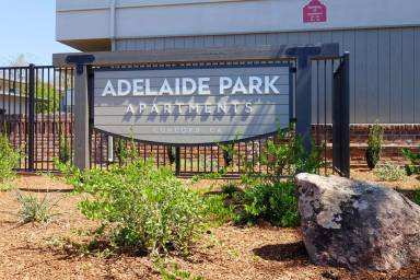 Main picture of 1620 Adelaide St