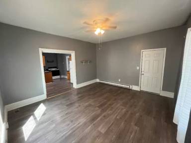 Main picture of 1224 W Spofford Ave