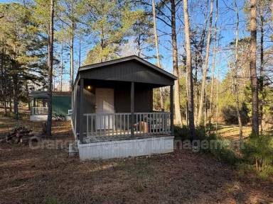 Main picture of 910 Cedar Village Ln