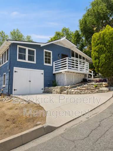 Main picture of 730 Orange Dr