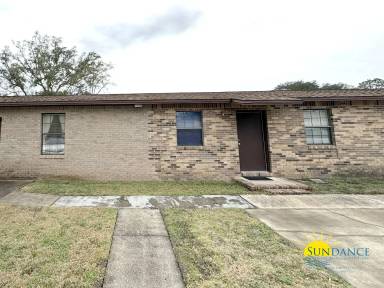 Main picture of 816 Lark St