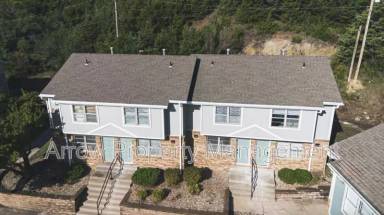 Main picture of 1320 S Jackson St