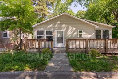 Main picture of 309 Bell St