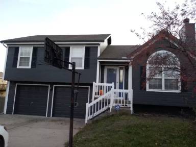 Main picture of 207 NW 112th Ter