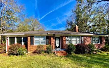 Main picture of 3870 Hog Mountain Rd