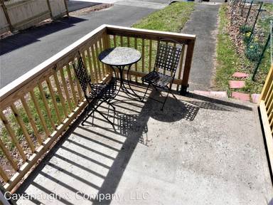 Main picture of 12 Fairview St