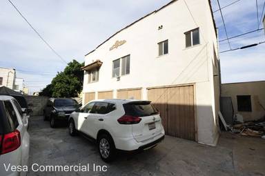Main picture of 1442 S Bronson Ave