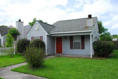 Main picture of 13465 Windsong Dr