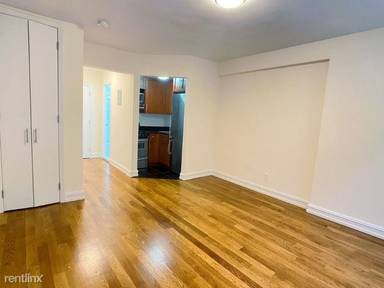 Main picture of 241 E 46th St