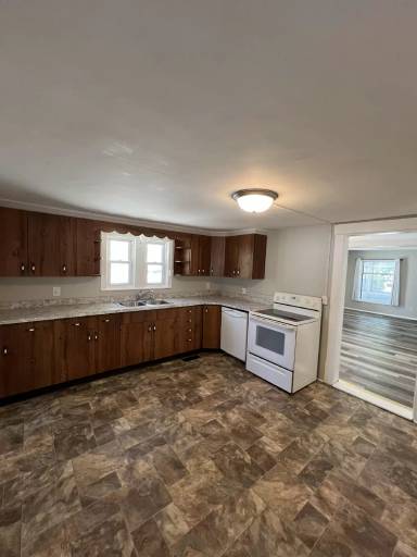 Main picture of 216 S Foster Ave