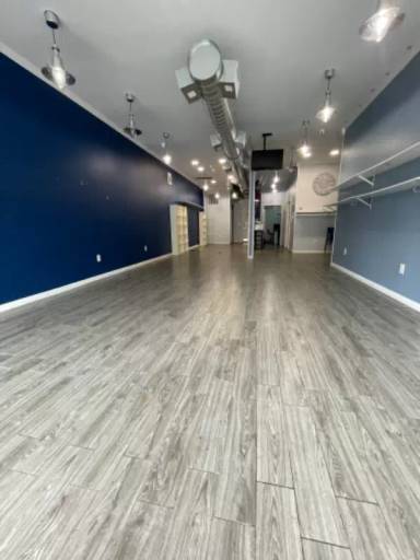 Main picture of 573 Broadway