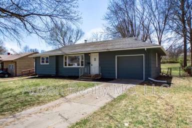 Main picture of 4718 S Crysler Dr