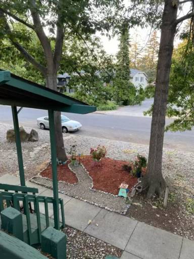 Main picture of 2808 E 32nd Ave