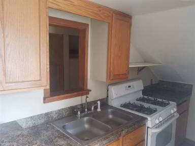 Main picture of 55 Diamond Ave NE