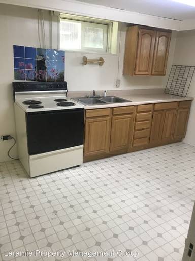 Main picture of 310 S 12th St
