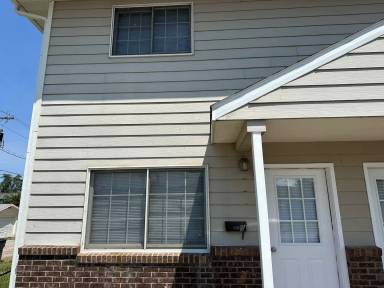 Main picture of 630 W King St