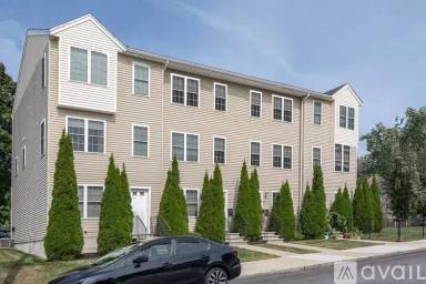 Main picture of 84 Upham St