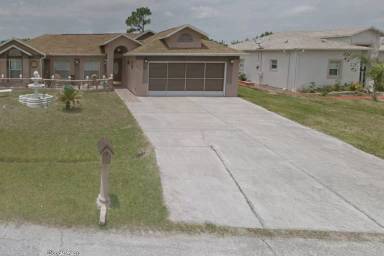 Main picture of 610 Jura Ln