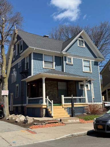 Main picture of 110 Park Ave