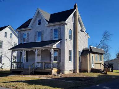Main picture of 131 S Main St