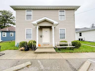 Main picture of 1701 W Main St