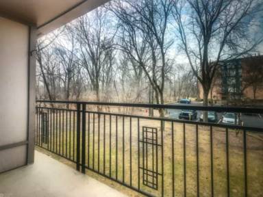 Main picture of 5820 Oakwood Dr