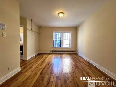 Main picture of 2840 N Orchard St