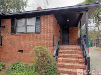 Main picture of 2115 Lombardy Cir