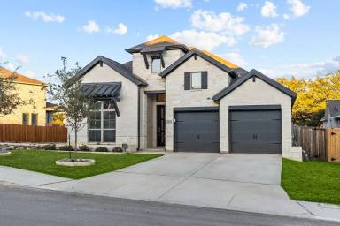 Main picture of 2604 Sueno Pt