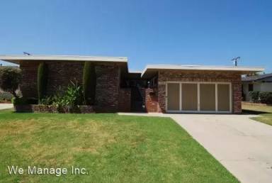Main picture of 3303 N Studebaker Rd