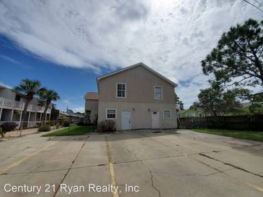 Main picture of 611 Gardenia St