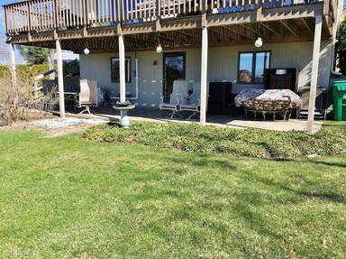 Main picture of 40 Briggs Rd