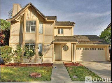 Main picture of 1596 Saugus Ct