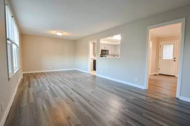 Main picture of 414 Sango Rd