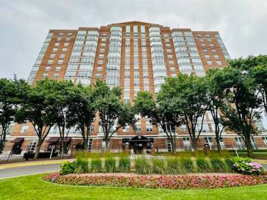 Main picture of Great Lakes Tower Condos