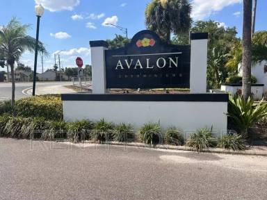 Main picture of 4223 S Semoran Blvd