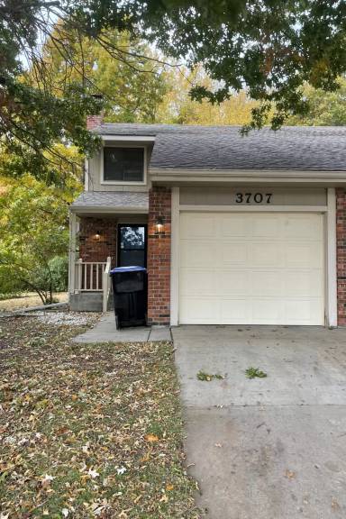 Main picture of 3707 SW Wood Valley Dr