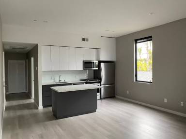 Main picture of 3767 Bancroft St