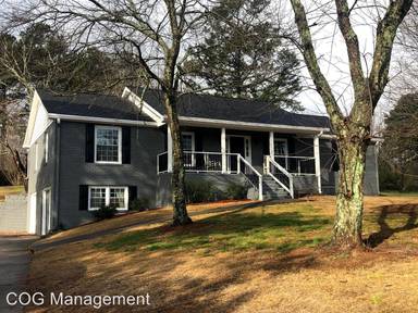 Main picture of 1651 Kennesaw Due West Rd NW