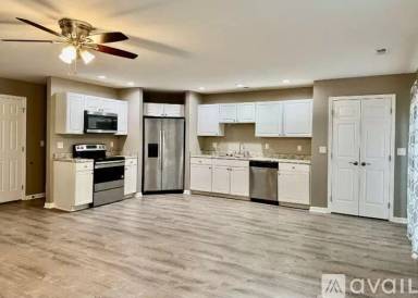 Main picture of 85 Forest Ave