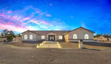 Main picture of 3860 Quadrel St